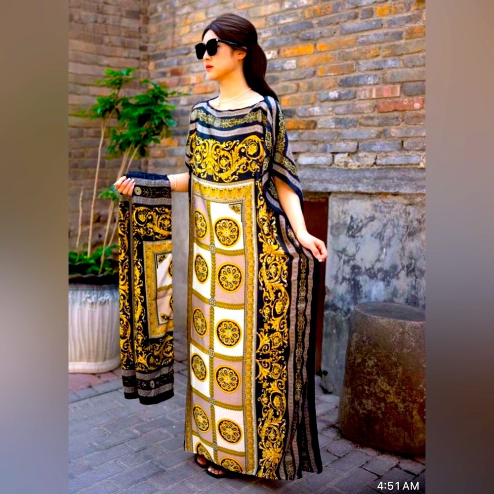 Elegant Black and Gold Women's relax  Dress
